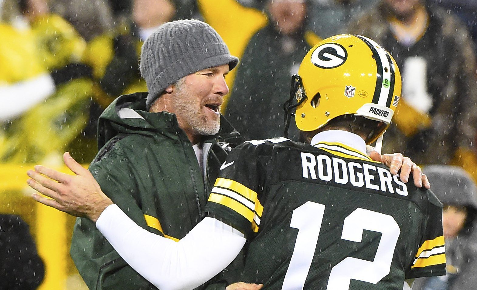 Uncanny Ways Aaron Rodgers Packer Career Mirrored