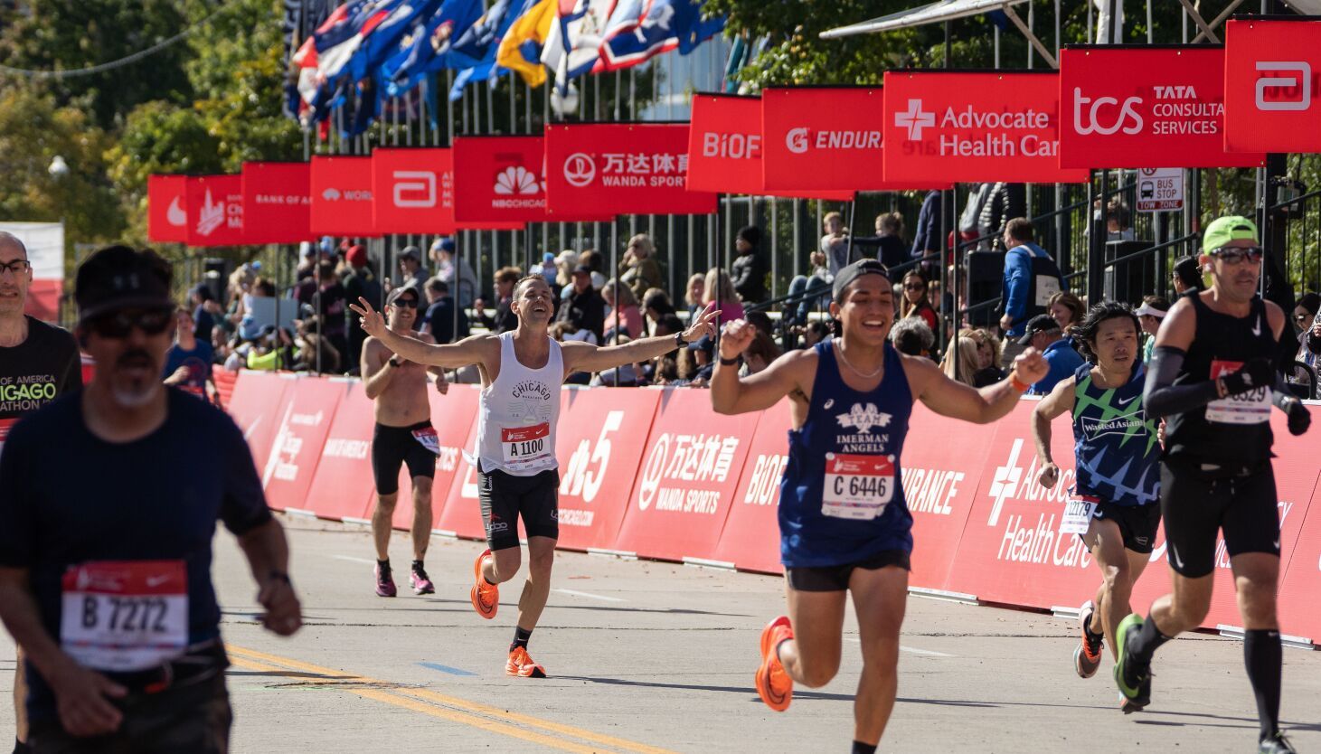 Chicago Marathon Spectators Mile By Mile Watching