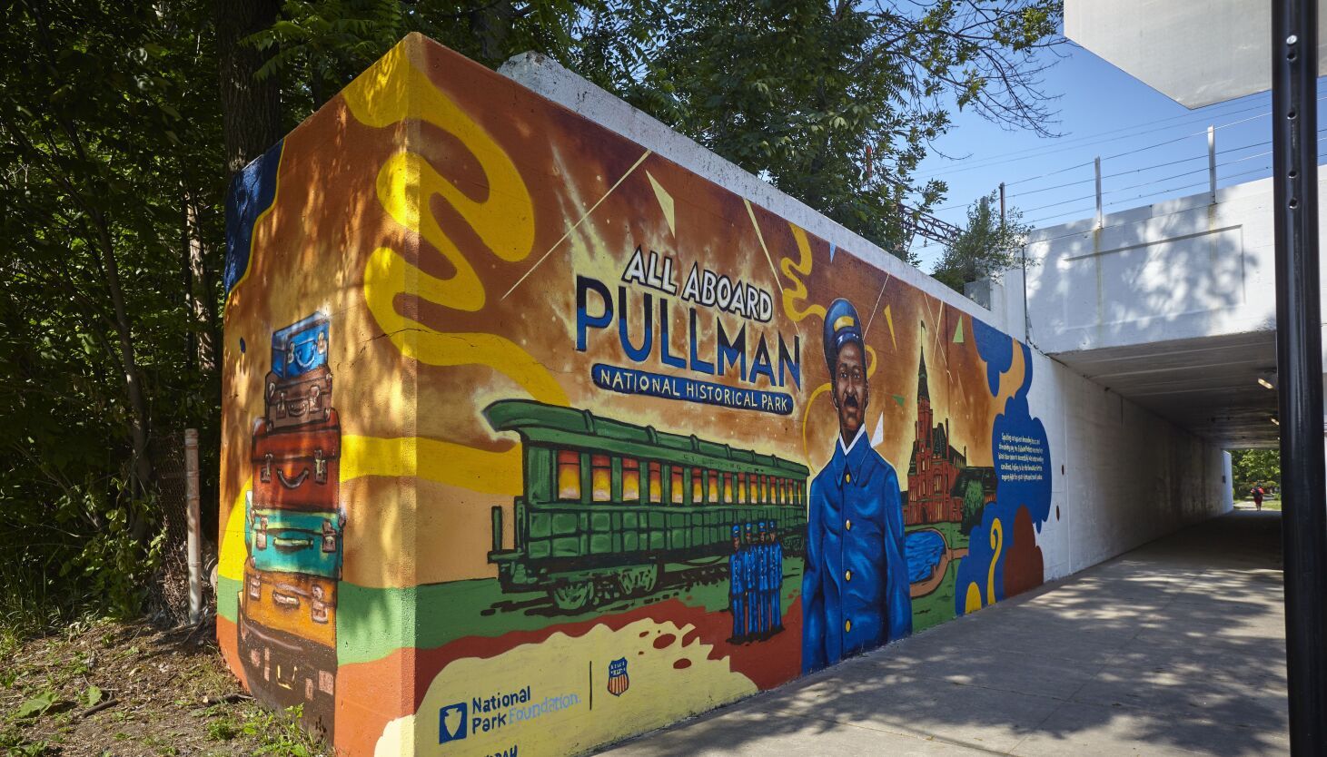 Mural Captures Pullman Porters History