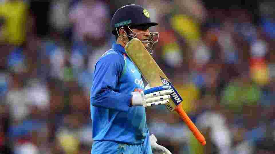 India Vs Australia Ms Dhoni Creates History Breaks