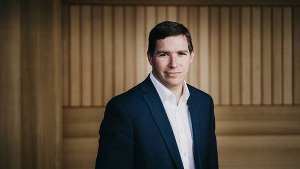 Liberals backflip on Woden light rail revelations