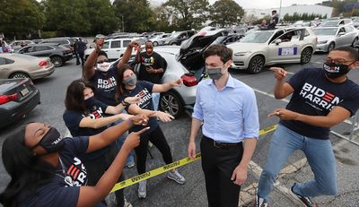 Obama accuses Trump of COVID-19 'incompetence' at Orlando rally