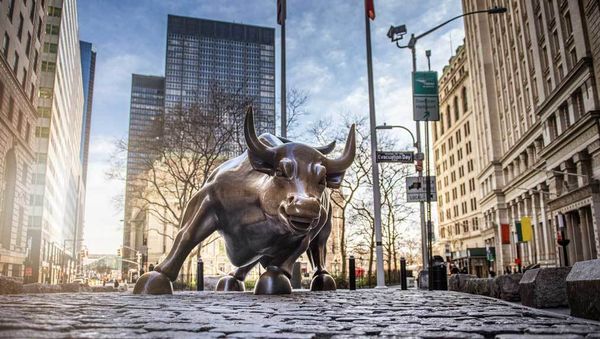 Dow Jones Up 350 Points As Market Rebounds; Apple, Amazon Earnings On Tap