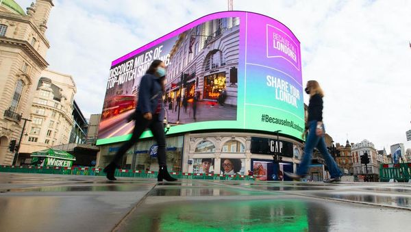 Landsec plunges to £835 million loss as property estate falls in value