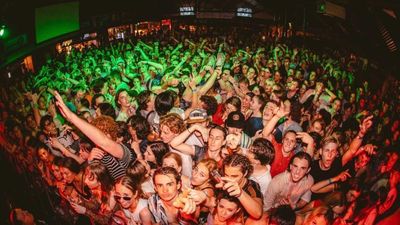 'There are rules when you come to Noosa': Tourist hotspot prepares for schoolies invasion