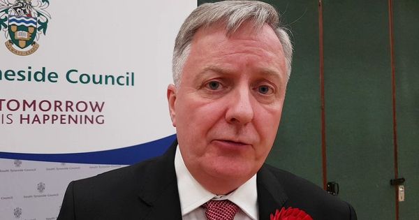 MP issues statement on future of South Tyneside as council leader suddenly quits
