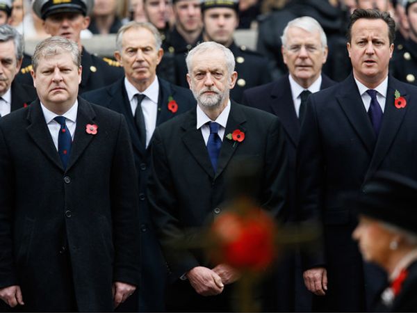 Remembrance Sunday: Britain pays its respects