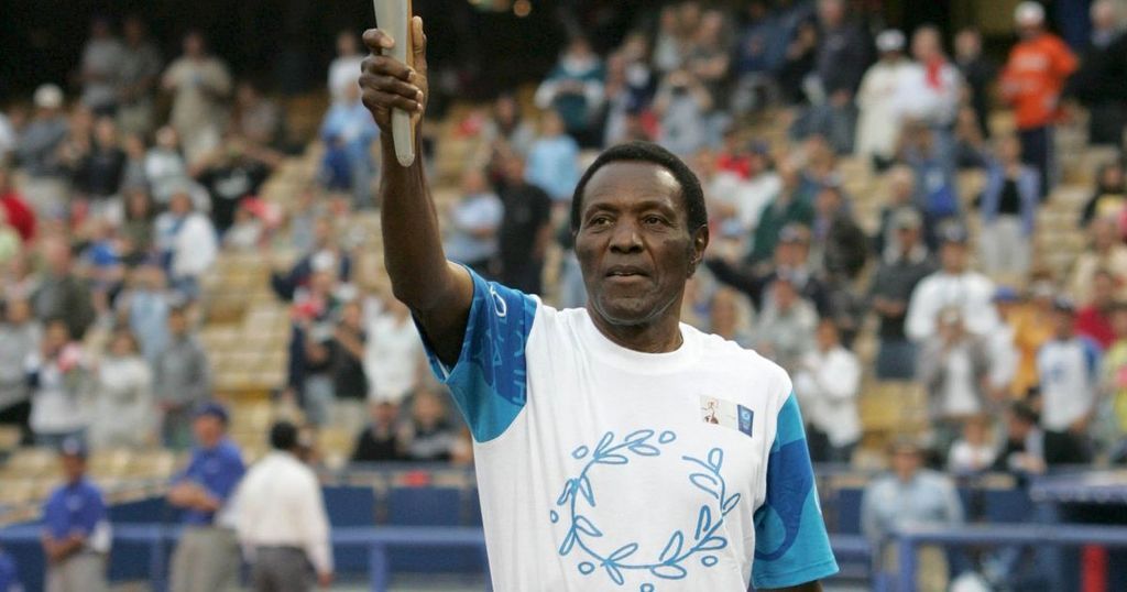 Rafer Johnson dead: Olympic star who helped subdue…