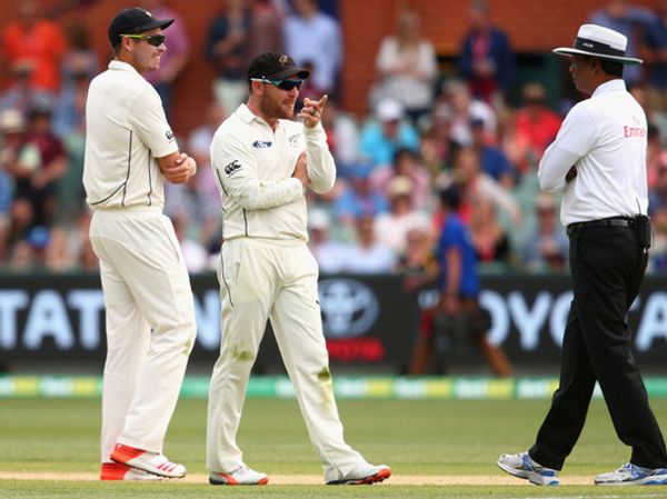 Calls for TV umpire specialists after Llong blunder