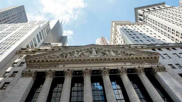 Dow Jones Hits Another All-Time High, Led By Salesforce Stock, JPMorgan; Palantir Slammed On Earnings