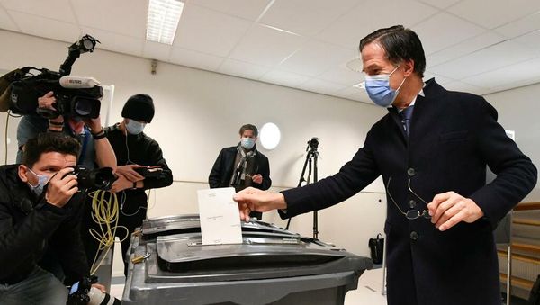 Mark Rutte favoured as virus-hit Dutch election reaches final day