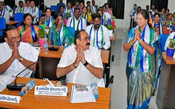 Gangada Sujatha becomes maiden Mayor of Ongole