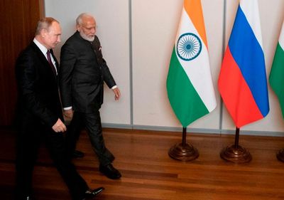 Russian Arms Sale Clouds U.S.-India Ties