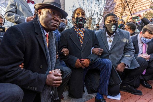 Derek Chauvin trial: George Floyd told police ‘I can’t breathe’ 27 times as defendant accused of ‘betraying badge’
