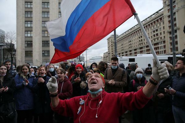 More Than 1,000 Russians Arrested At Pro-Navalny Demonstrations, Watchdog Says