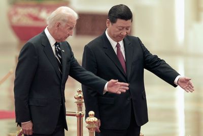 Biden Looks for Defense Hotline With China