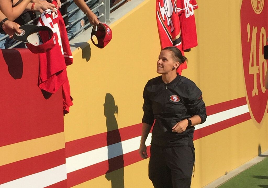 Former 49ers coach Katie Sowers joins Andy Reid’s…