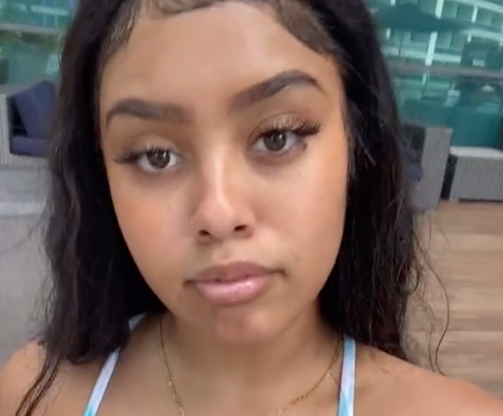 OnlyFans star, 20, says she suffered heart attack…