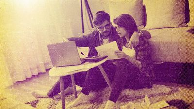 How to make money by not getting married — yes, it's possible