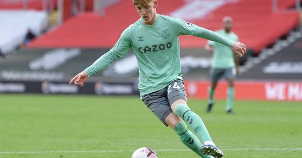 'He’s got to progress' - Kevin Campbell tips Everton youngster to make loan switch