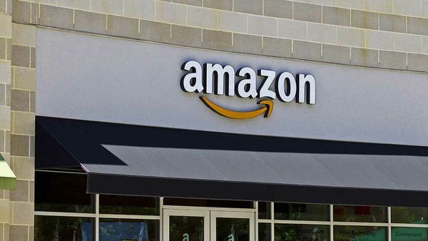 Amazon Stock Sets Up For Earnings Options Trade That Could Return 80%