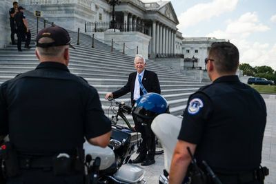 The DOJ hangs Rep. Mo Brooks out to dry for allegedly inciting the January 6 insurrection