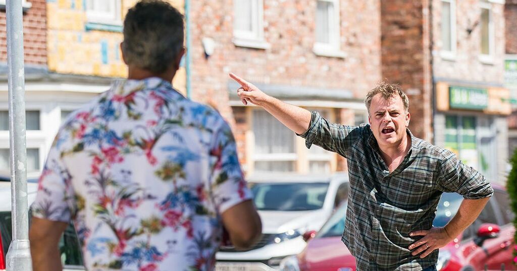 Corrie spoilers: Steve finds proof wife Tracy Barlow…