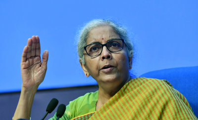 Government defers sale of state-run banks to next year