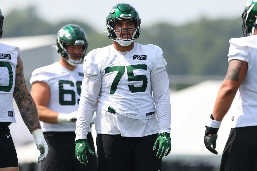 Jets place Lewis on exempt/left squad list, Fant activated