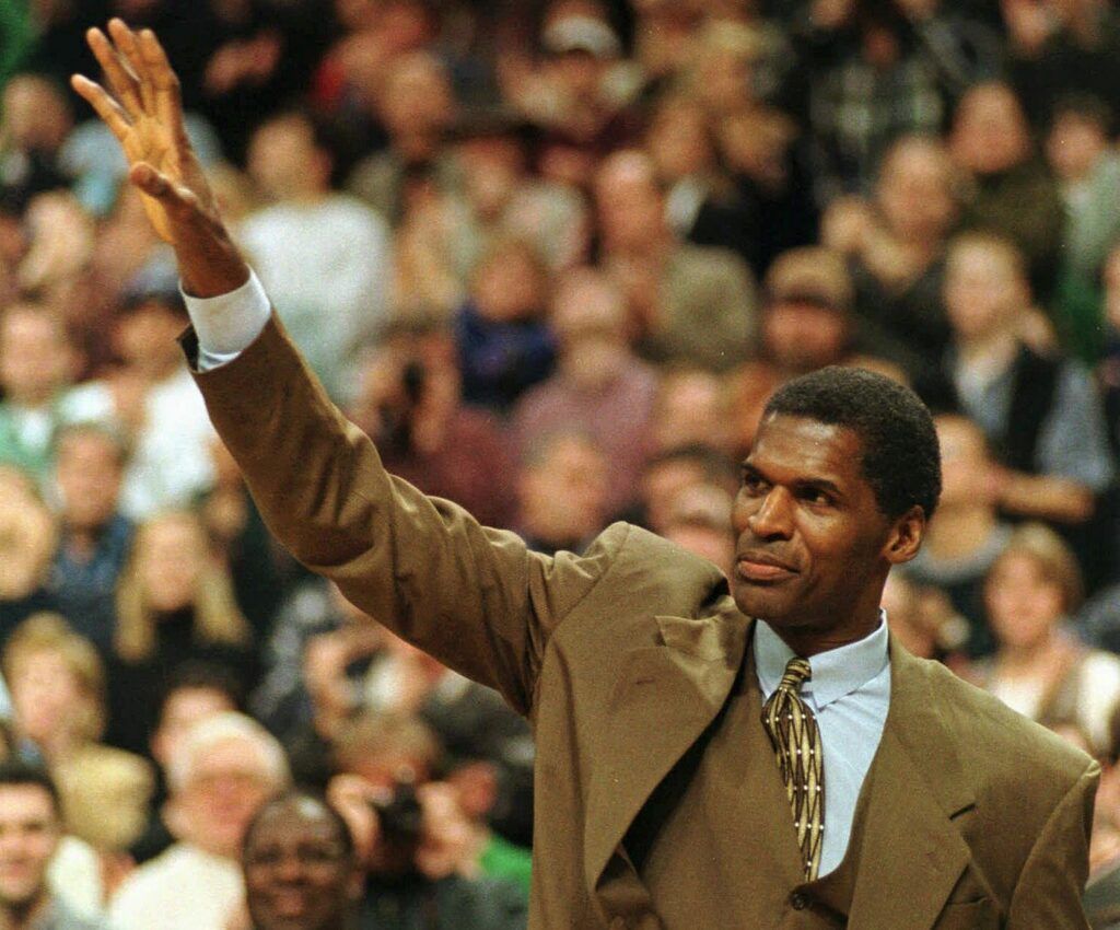 Watch: Legendary Boston Big Man Robert Parish On…