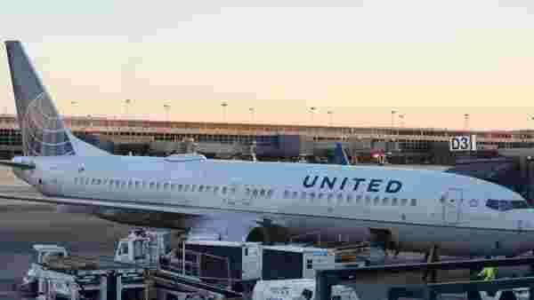 US airlines warn of dimming outlook amid delta variant