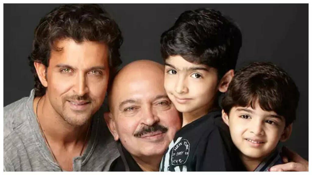 Hrithik Roshan, Hrehaan and Hridhaan bring Ganpati…