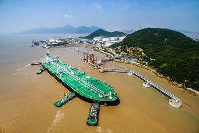 Energy Insider: China Certifies First Carbon-Neutral Oil Shipment