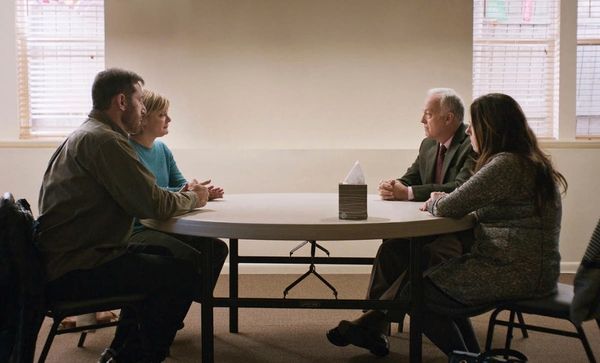 4 actors, 1 room unspool a shooting’s aftermath in ‘Mass’