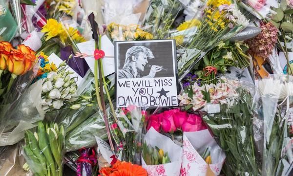 David Bowie's body cremated in New York ceremony, say…