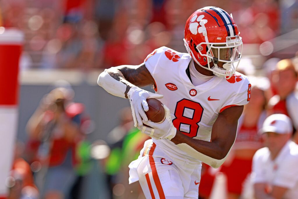 Watch Clemson Wr Justyn Ross Makes Ridiculous Leaping…