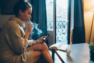 Looks like vapes aren't that helpful for quitting actual cigarettes