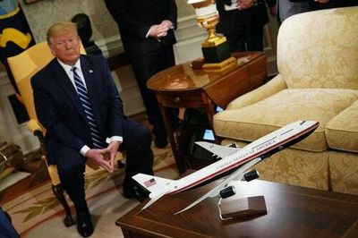 Trump’s pointless Air Force One paint plan is officially grounded