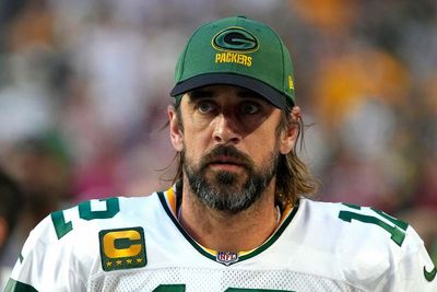 A Fox analyst absolutely dragged Aaron Rodgers for misleading people about his vaccination status