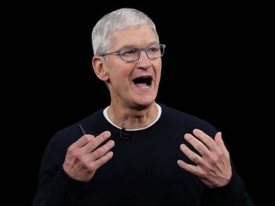 Tim Cook sets Twitter alight by saying he owns Bitcoin and Etherium