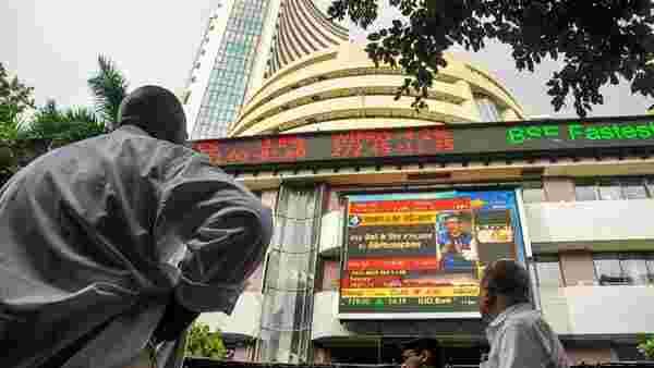 Pressure mounts on equities amid inflation worries