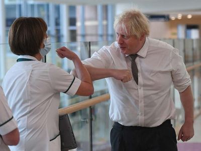 Hospital at centre of Boris Johnson mask row ‘told PM to wear mask three times’