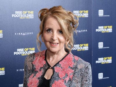 Gillian McKeith is urging unvaxxed men to ‘name the price’ of their sperm and everyone’s confused