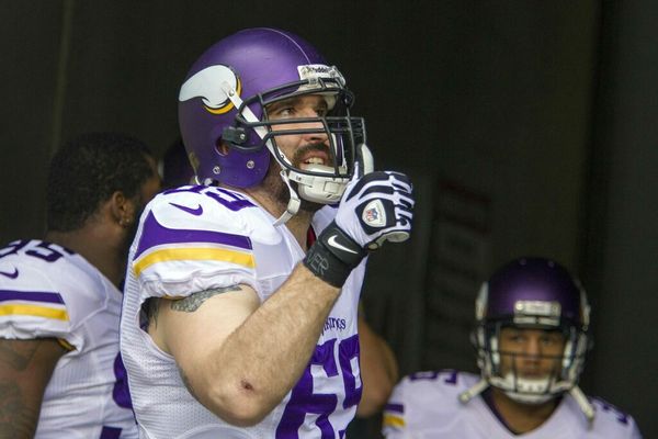 Former Vikings star DE Jared Allen named a 2022 finalist for Hall