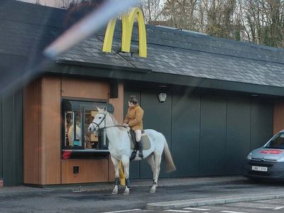 Woman turning up to a McDonald’s drive-thru on her horse is the best thing you’ll see today