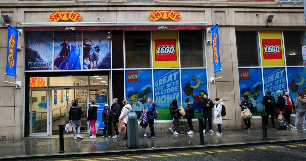 Our five best Christmas 2021 sales and deals today in…