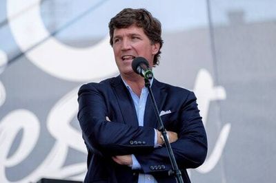 Tucker Carlson has discovered a new COVID symptom