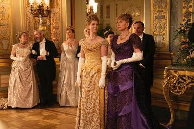 'The Gilded Age' premiere delivers a flashy New York but a weak period drama