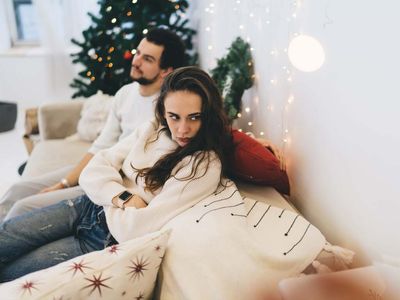 Boyfriend tells how he ‘upset’ girlfriend by refusing to pay for her family’s Christmas gifts in Reddit post