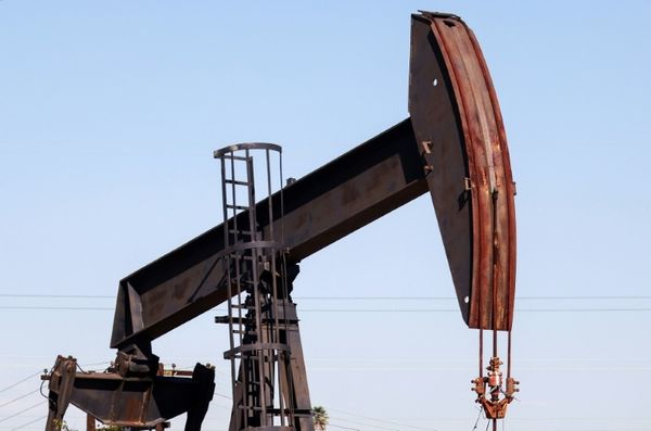 Stock markets, oil rise after sell-off but virus casts shadow